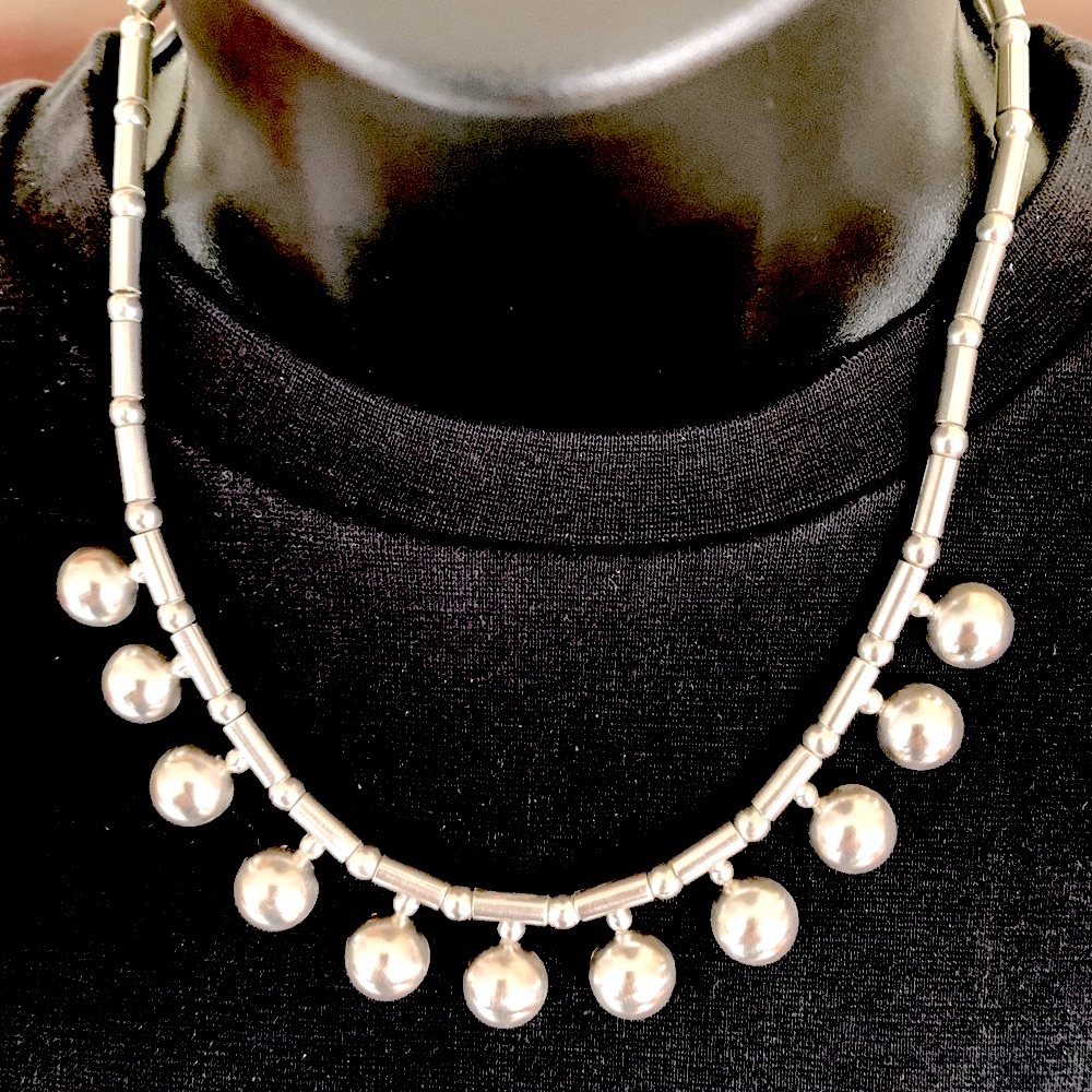 Shiny Real silver choker necklace with 11 half circle balls each silver stamped